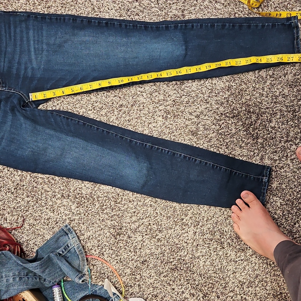 Lucky Brand High Rise Dark Blue Jeans - Picture 7 of 11